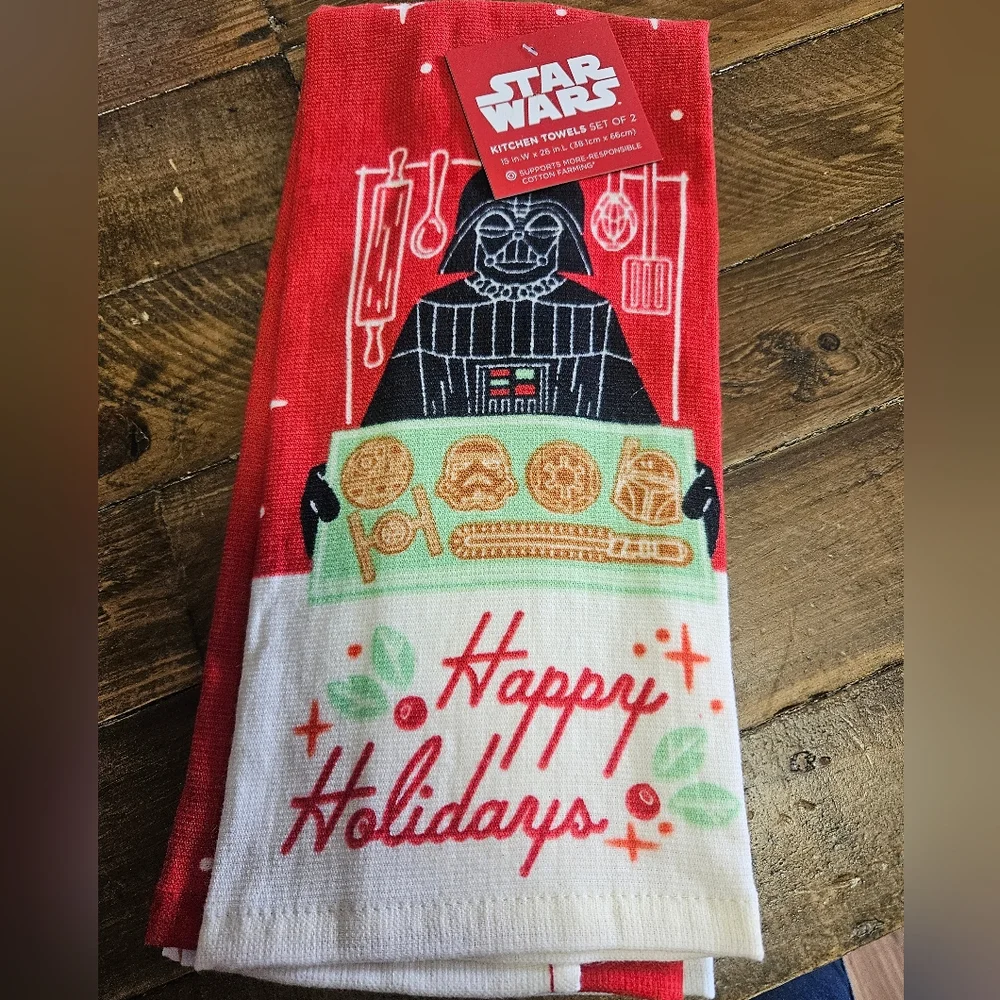DISNEY STAR WARS DARTH VADER 2 PIECE HOLIDAY TOWEL SET: NEW WITH TAGS